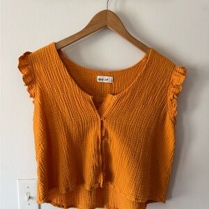 New In 100% cotton crop top